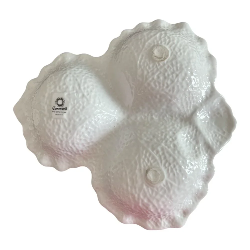 Caverswall Fine Bone China Leaf-Shaped Divided Dish – White Relief Design – Engl
